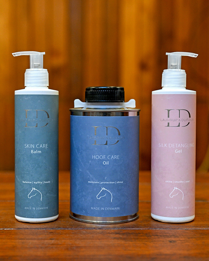 Hoof–Skin–Silk Set